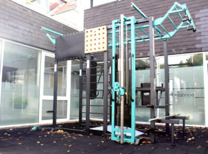 Für anspruchsvolle Workouts unter freiem Himmel: Die neue Outdoor-Trainingslandschaft sorgt für noch mehr Abwechslung im inbalance-Programm. Für anspruchsvolle Workouts unter freiem Himmel: Die neue Outdoor-Trainingslandschaft sorgt für noch mehr Abwechslung im inbalance-Programm.